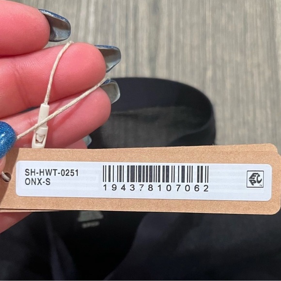 NWT Skims Shapewear Seamless Sculpt High-Waisted Thong Stretch Onyx Size Small - Picture 4 of 6